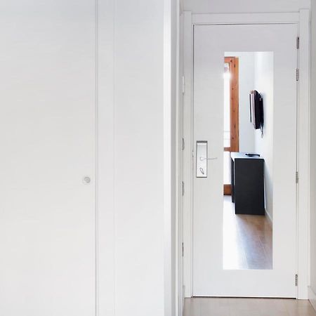 Hospedium Hostal Un Punto Chic Huesca Eksteriør billede