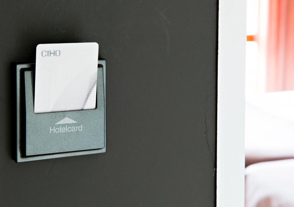 Hospedium Hostal Un Punto Chic Huesca Værelse billede